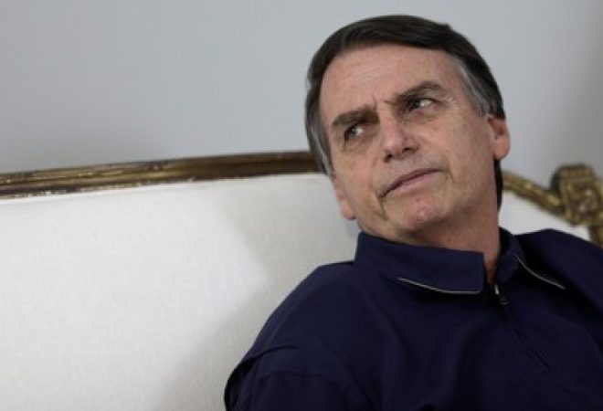 Jair Bolsonaro durante entrevista coletiva no Rio de Janeiro