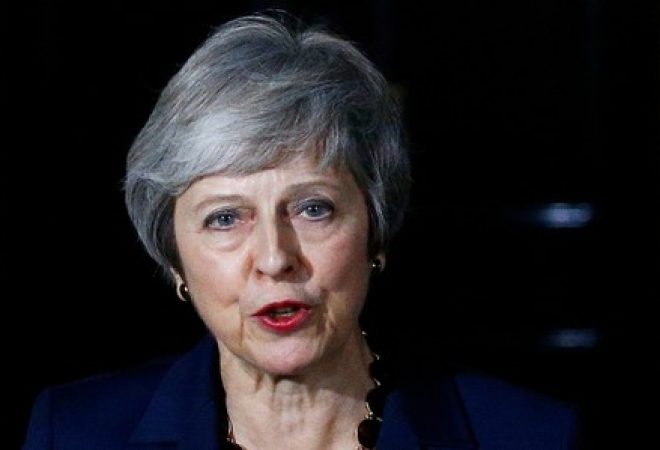 Theresa May faz declaração em Londres