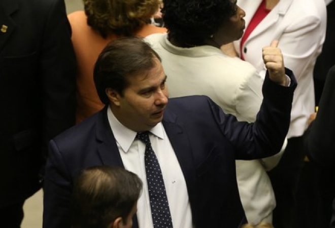 Rodrigo Maia durante sessão da Câmara dos Deputados em Brasília