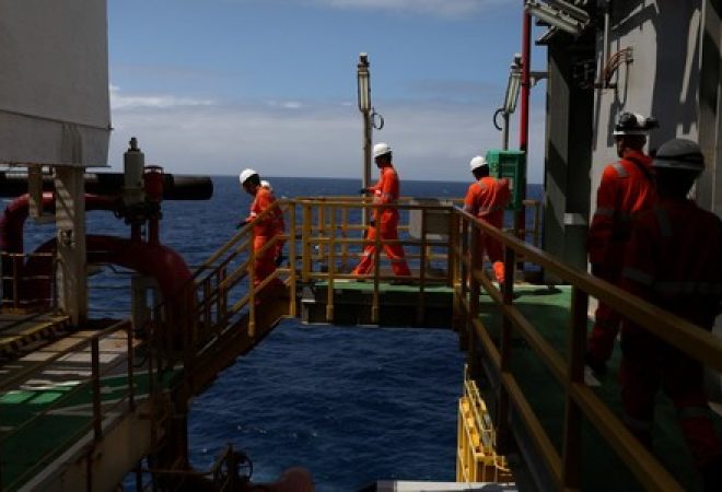 Plataforma de petróleo no Rio de Janeiro, Brasil