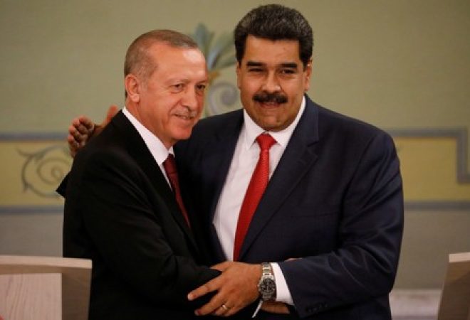 Presidente turco, Tayyip Erdogan, e presidente da Venezuela, Nicolás Maduro, em Caracas