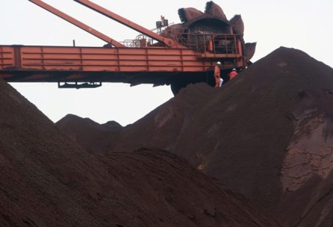 Extração de minério de ferro na China