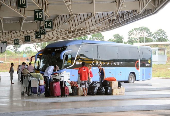 transporte rodoviário passsageiros ônibus