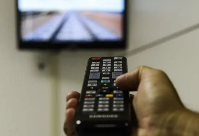 tv002