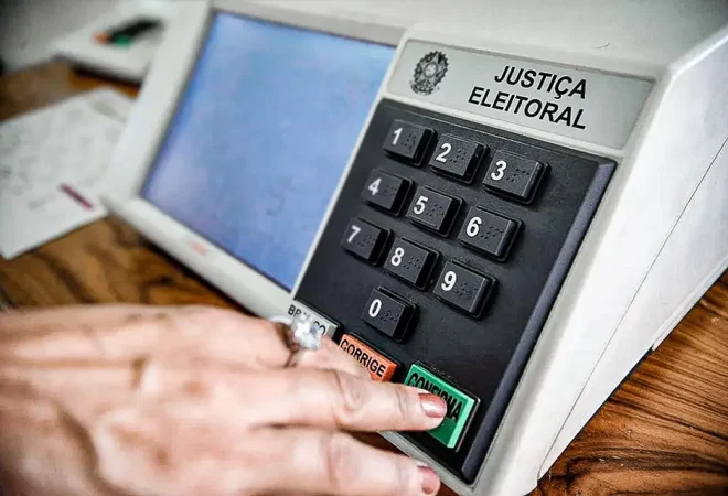 urna-eletronica-fabio-pozzebom-agbr-1