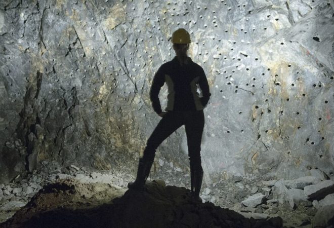 woman-mining-1024x576